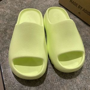 Used a couple of times only !!!